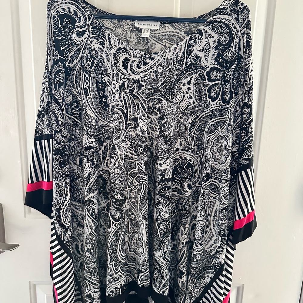 Susan Graver Black and White Tunic with Pink Highlights